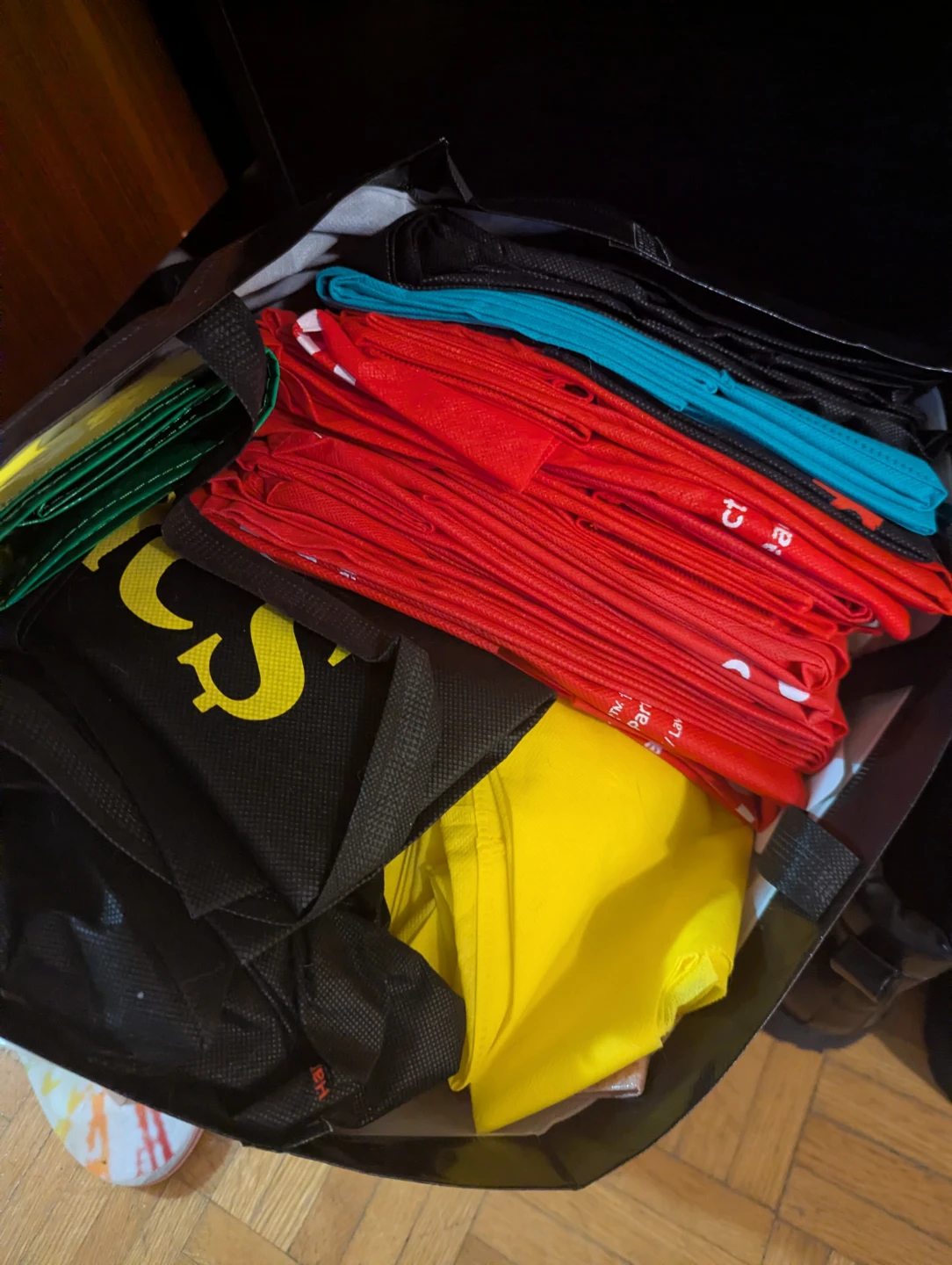 Reusable shopping bags
