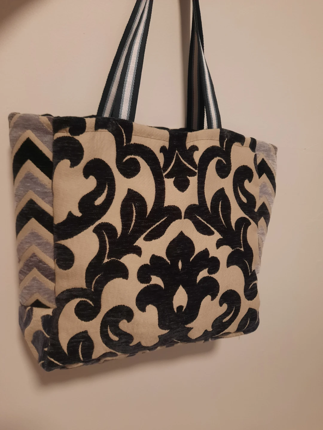 Beautiful tote bag