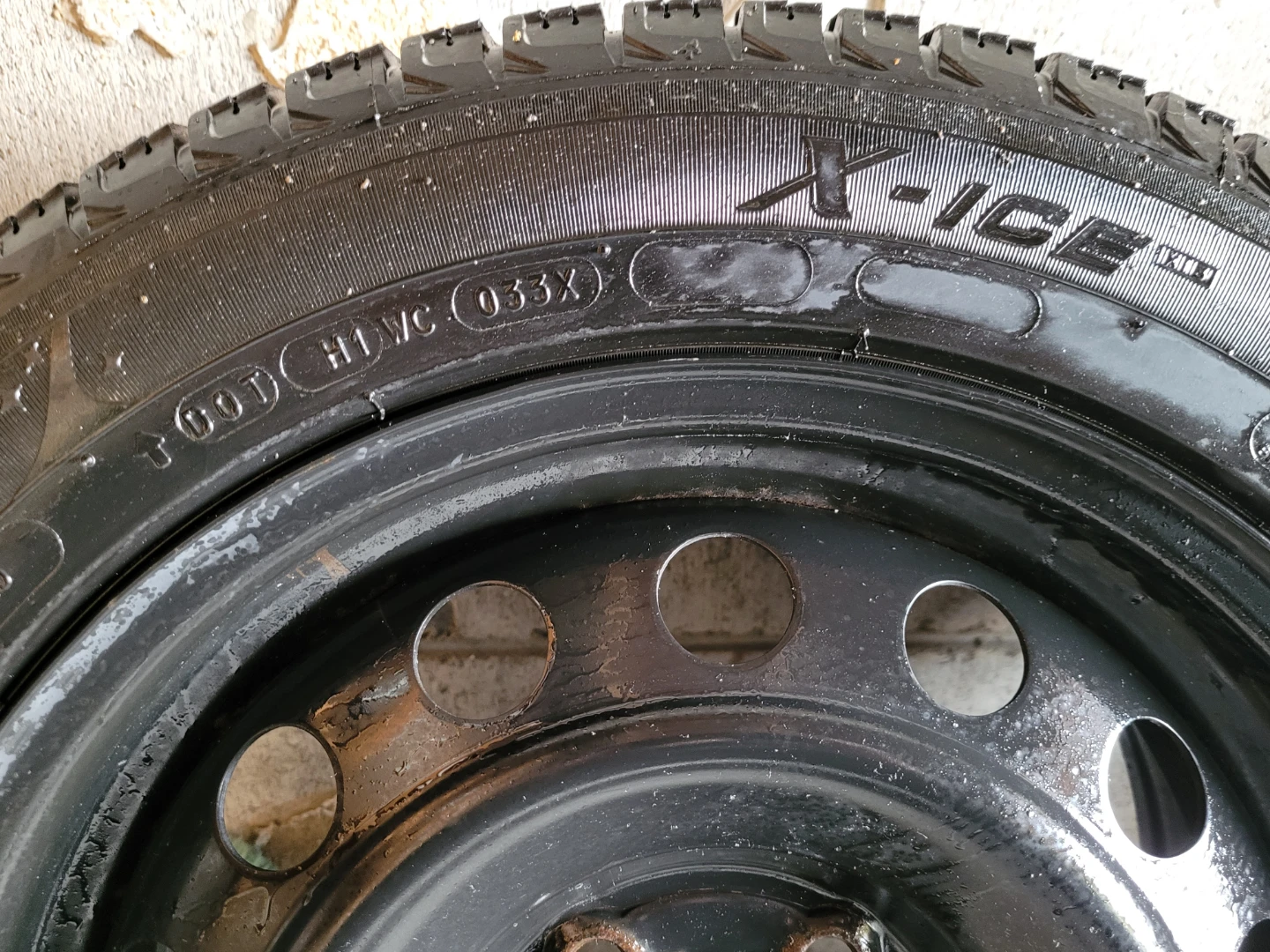Michelin X-Ice Snow Tires with Rims (Set of 4)