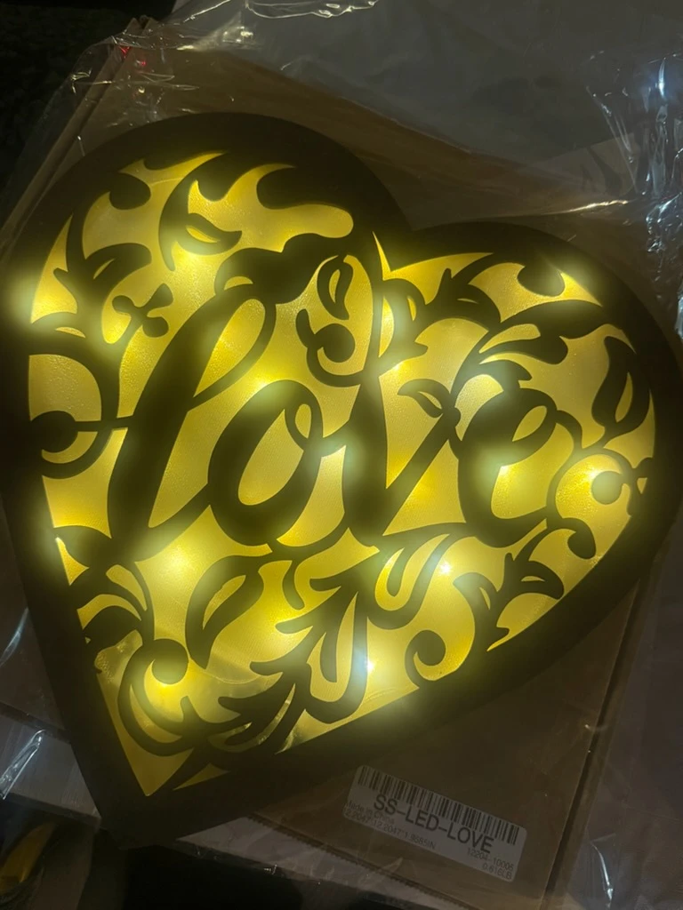 Set of 2 Heart Shaped "Love" LED Light Decor - photo 2