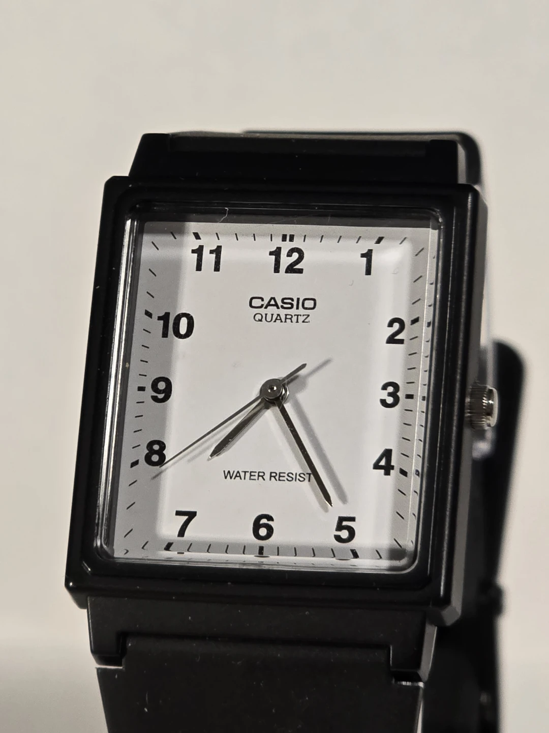 Casio Resin Quartz Watch - photo 2