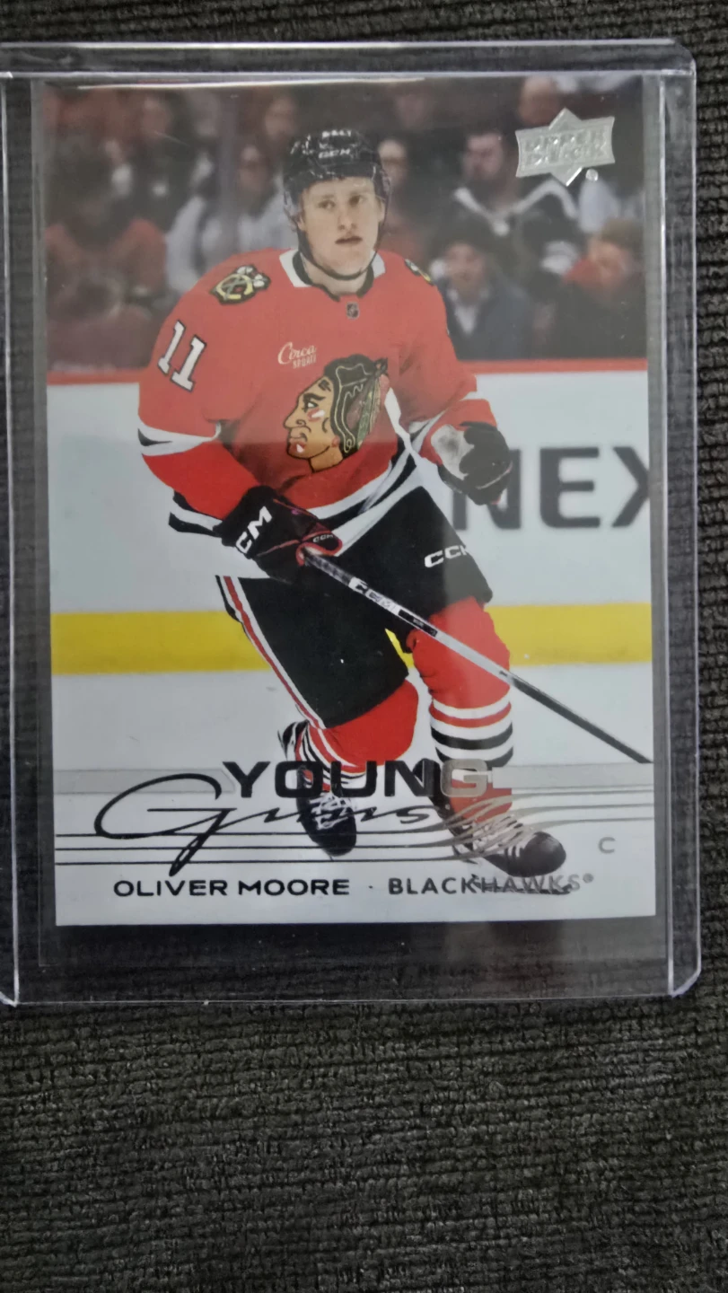 Oliver Moore 2025-26 Upper Deck Series 1 Hockey Card