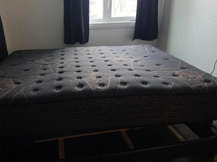Grey Patterned Full Size Mattress - photo 2