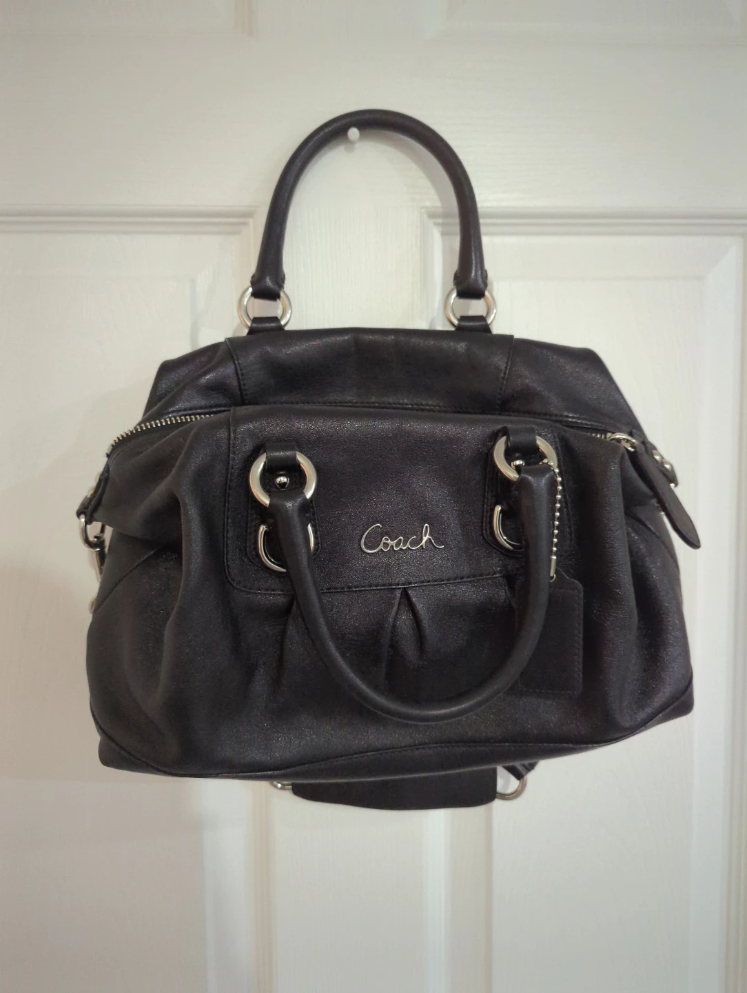 ⭐Coach Black Leather Handbag