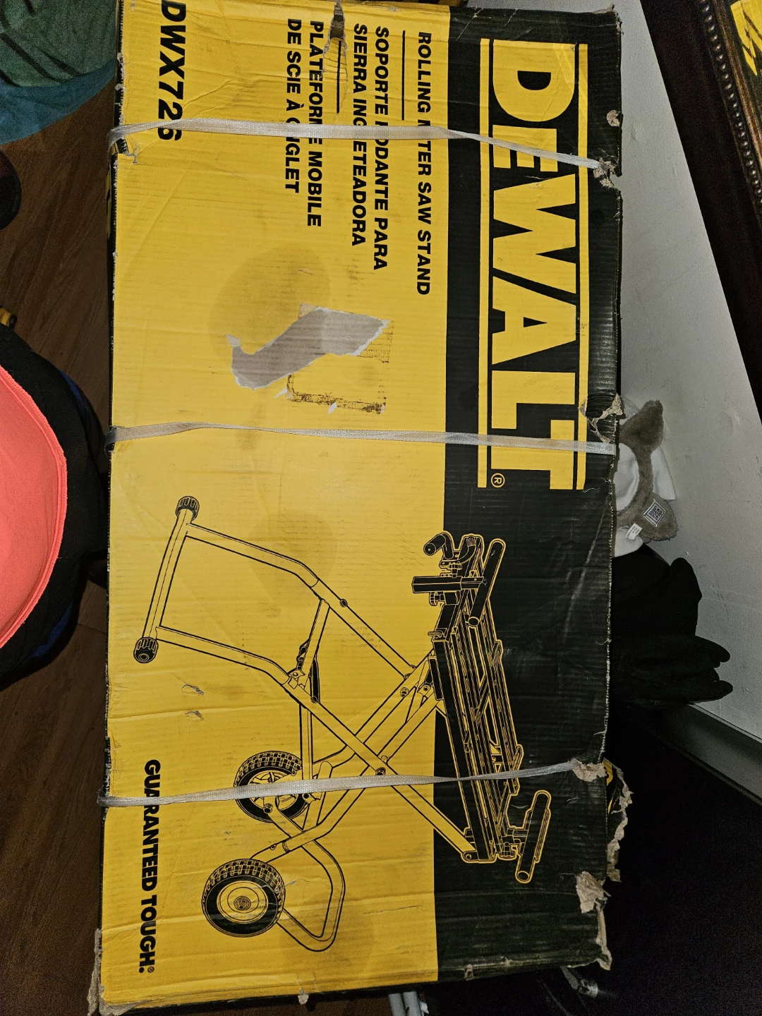 DEWALT 8-1/2" Table Saw with Rolling Miter Saw Stand