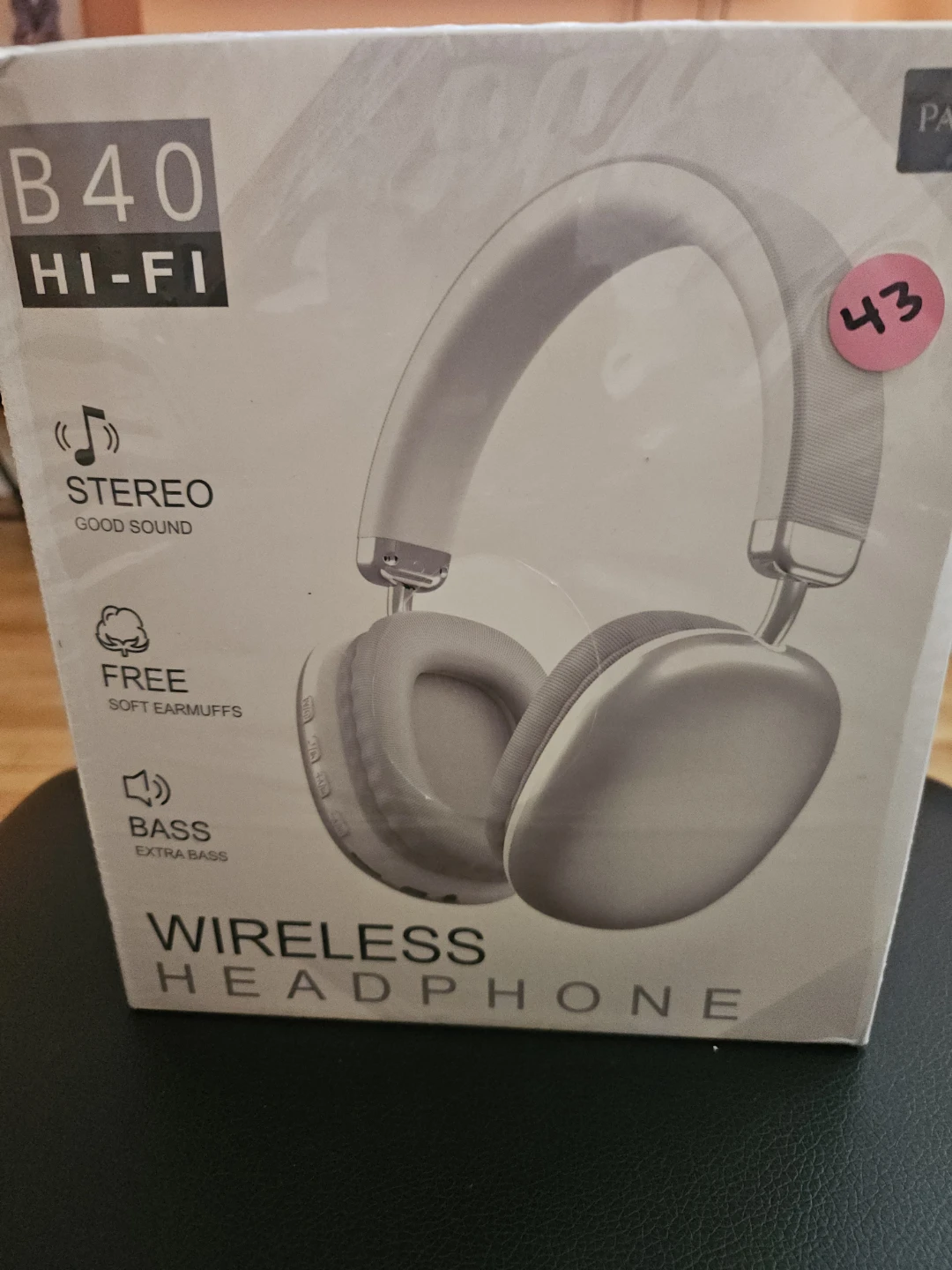B40 Hi-Fi Wireless Headphones
