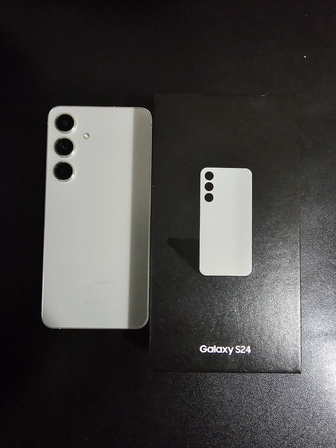 Samsung Galaxy S24 Smartphone - photo 4