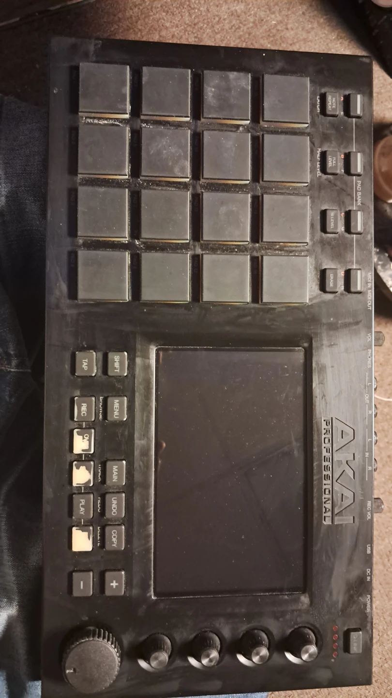 AKAI Professional MPC Touch - photo 2
