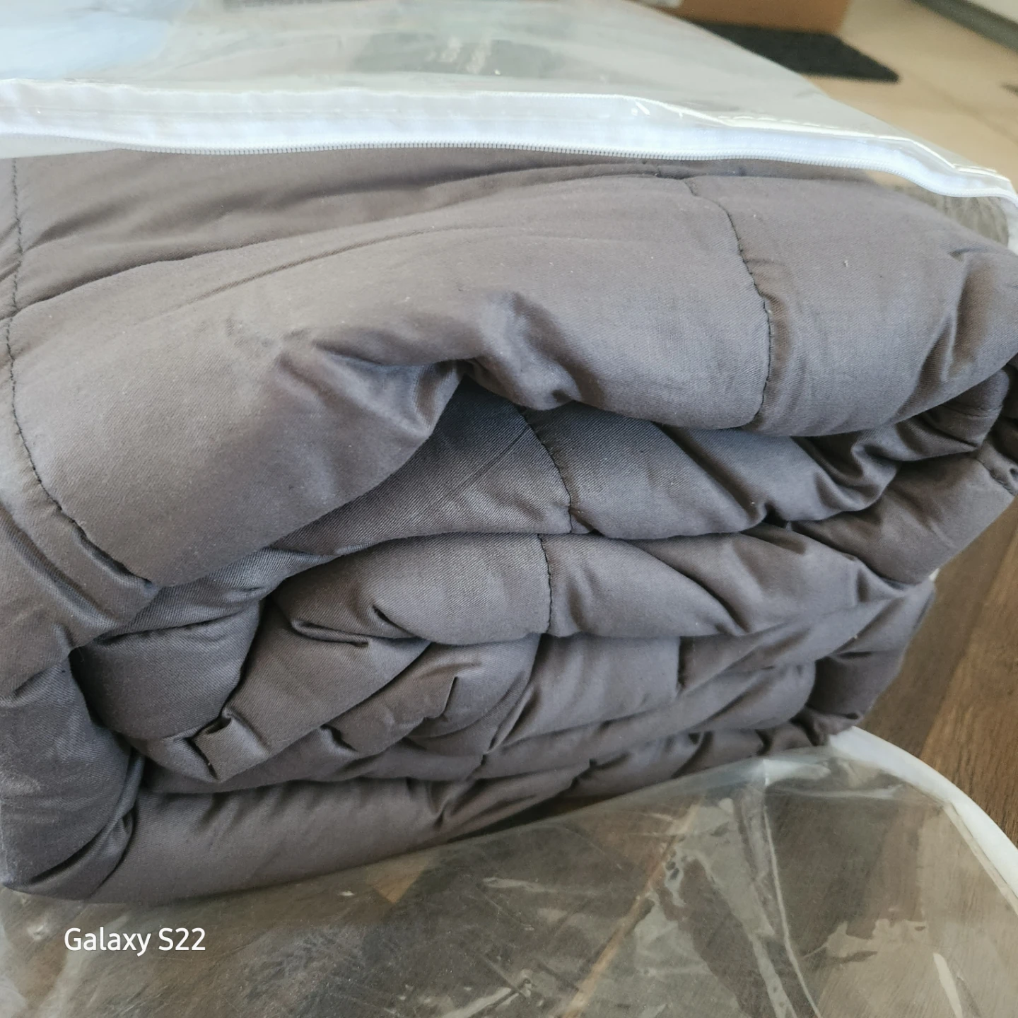 Moving Sale- Sleep Better Consh Weighted Blanket
