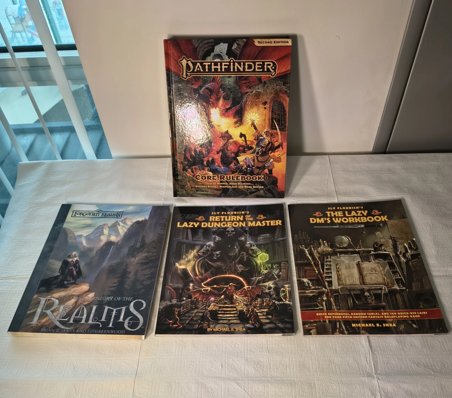 Dungeons & Dragons and Pathfinder Books Bundle - photo 2