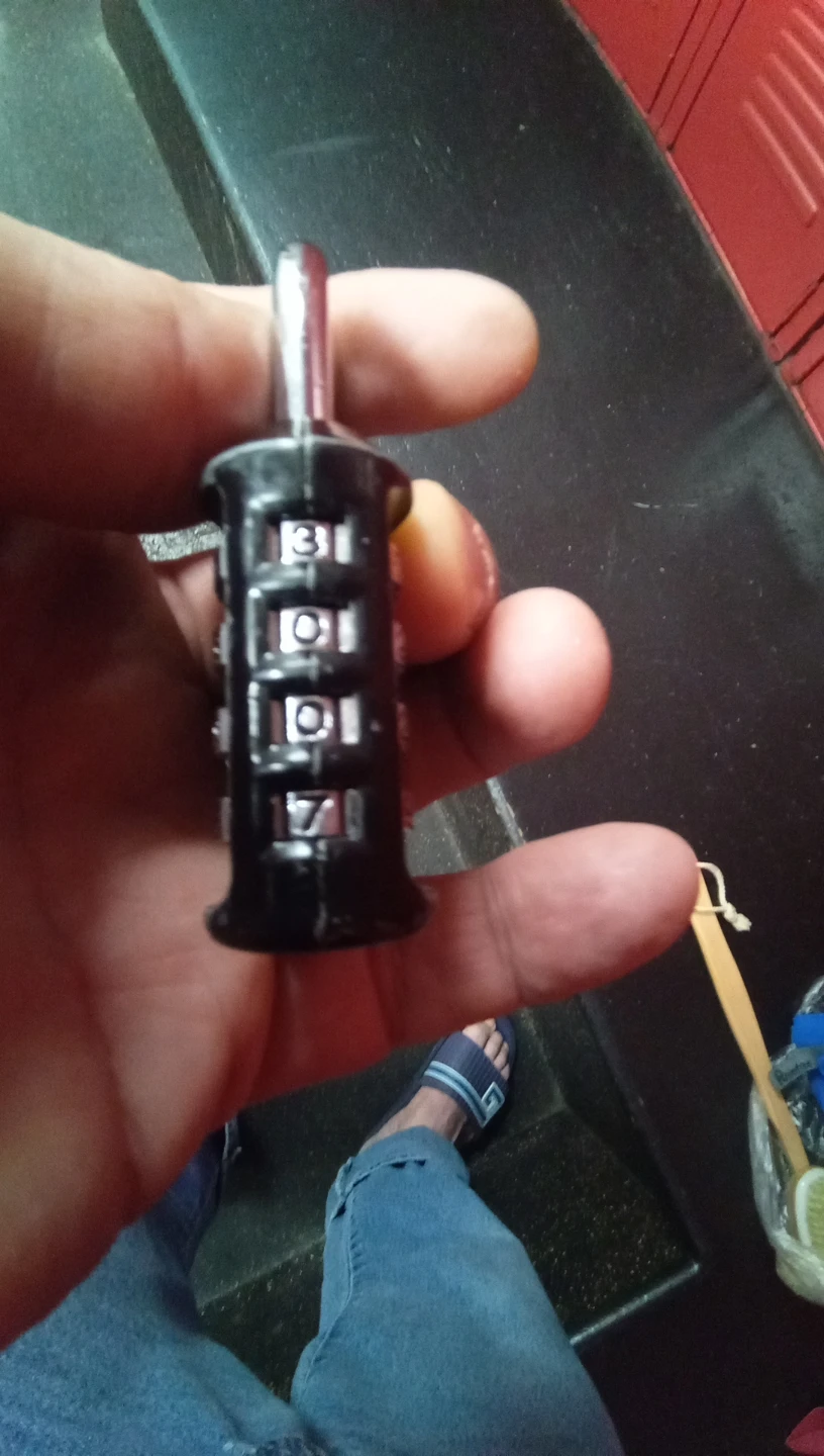 4-Digit Combination Lock - photo 2