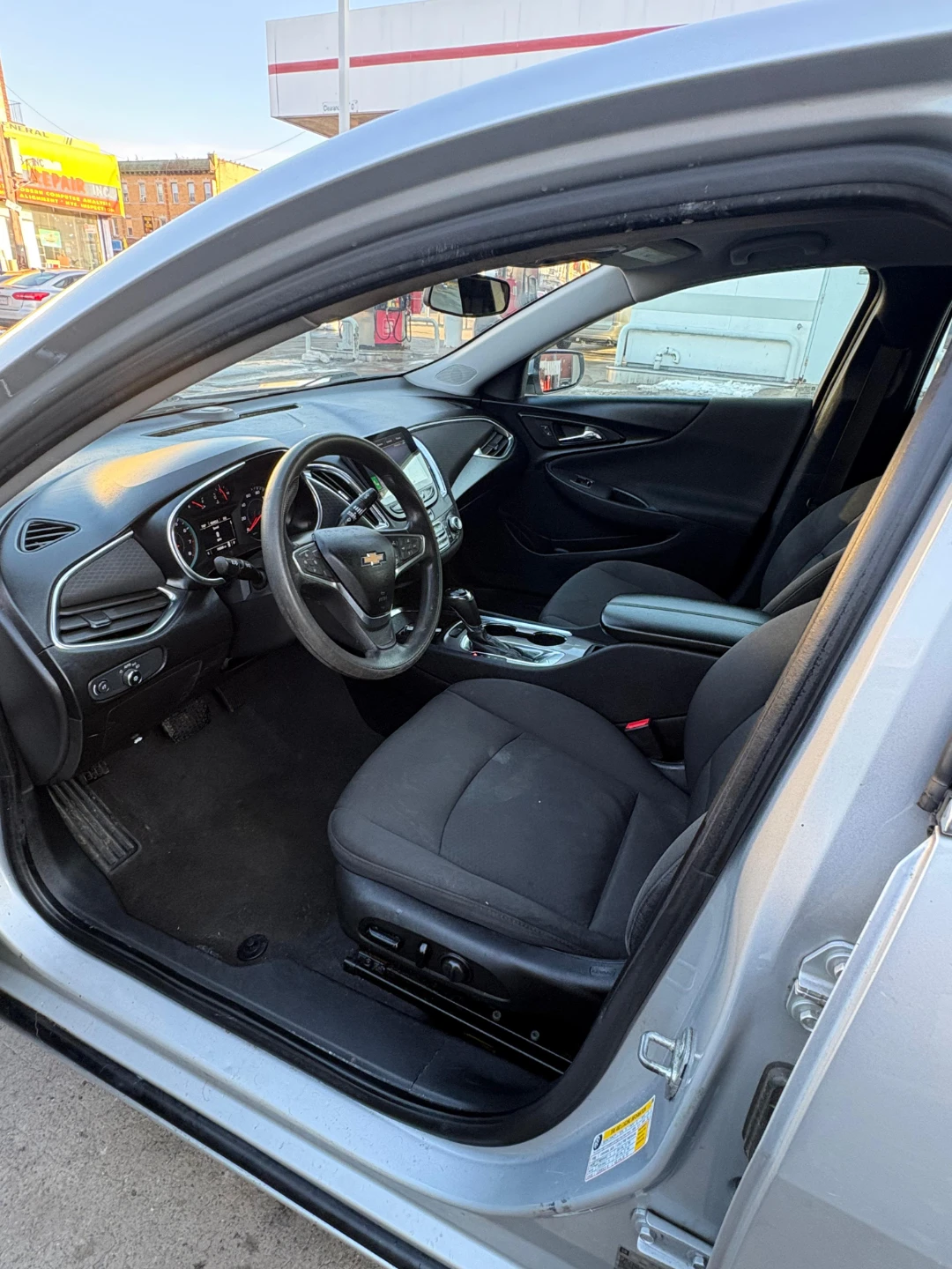 Silver Chevrolet Malibu LT Sedan - photo 5