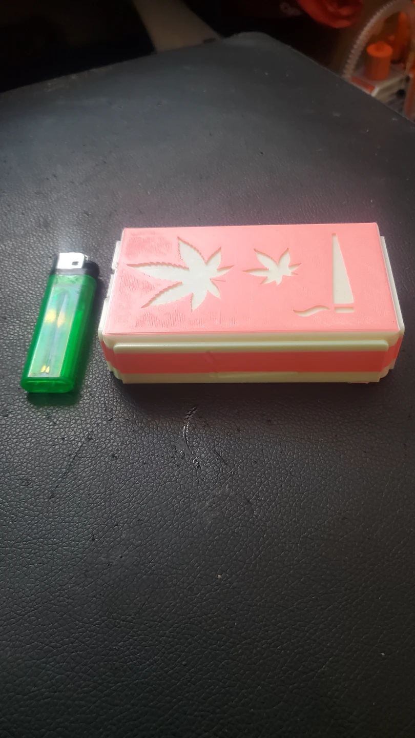 Rolling Box with Marijuana Leaf Cutout - photo 3