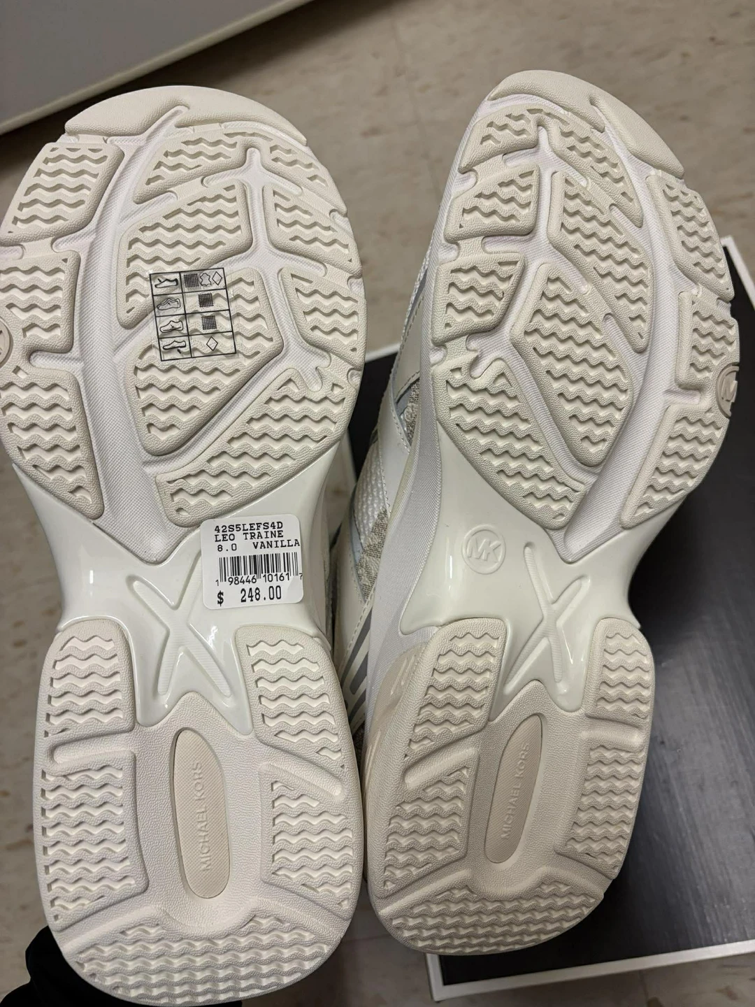 Michael Kors White Shoes/Sneakers - Men Size 8 - photo 3