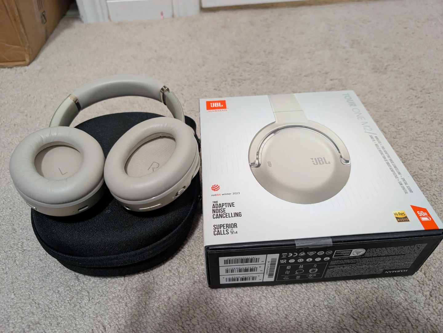 JBL Tour One M2 Wireless Bluetooth ANC Headphones - photo 3