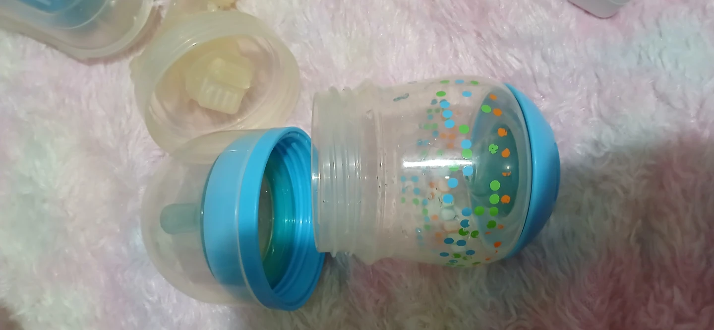 Free..The First Years Double Electric Breast Pump - photo 2