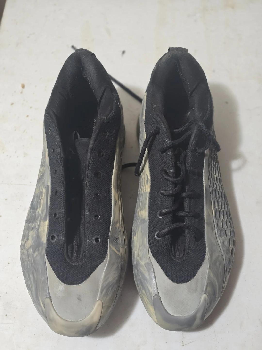 Nike Basketball Shoes - photo 2