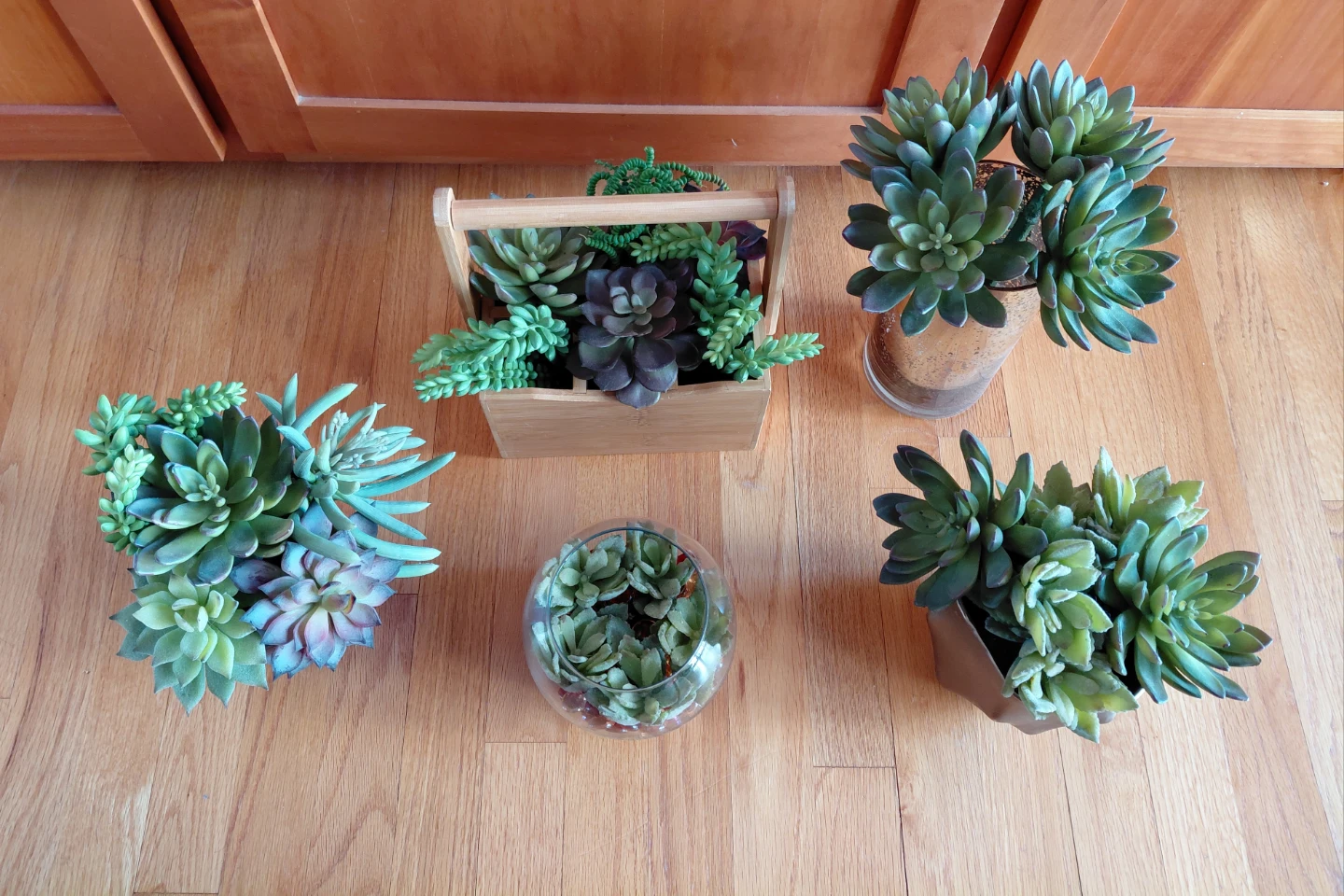 Assorted 7 Artificial Succulents in Planters - photo 3