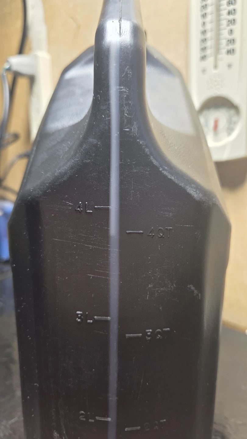 Kirkland Signature SAE 0W-20 Full Synthetic Motor Oil 4.73 L - photo 3