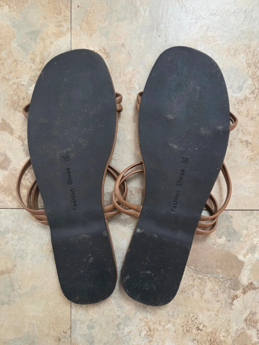 Woman's 'Fashion' Brown Sandals Size 7.5 - photo 3