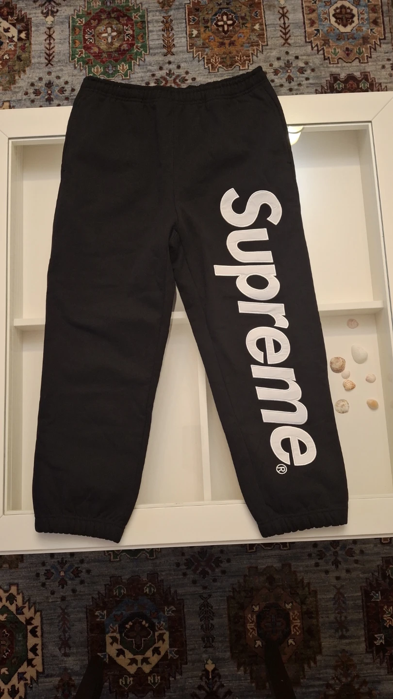 Supreme Black Sweatpants - Size Small
