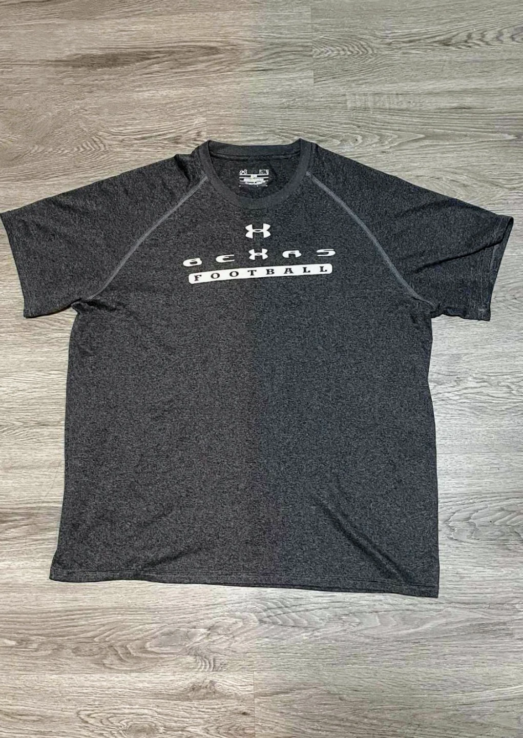 Under Armour Men's Large Grey T-Shirt