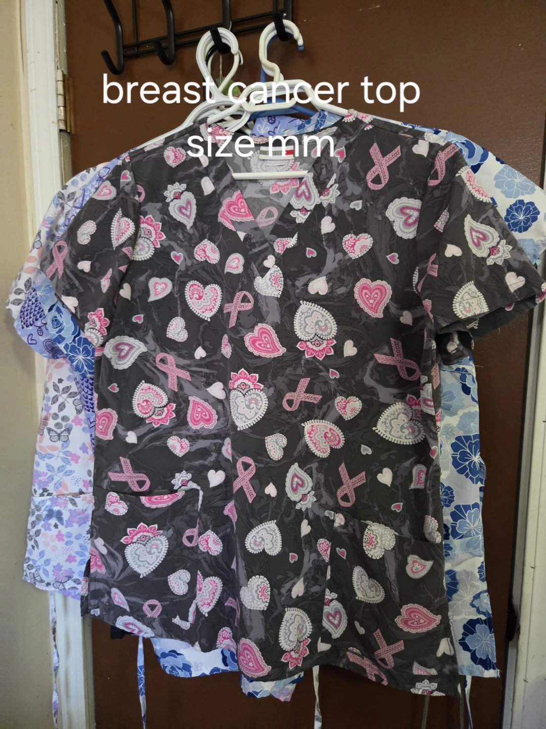 Selling scrubs top - photo 3