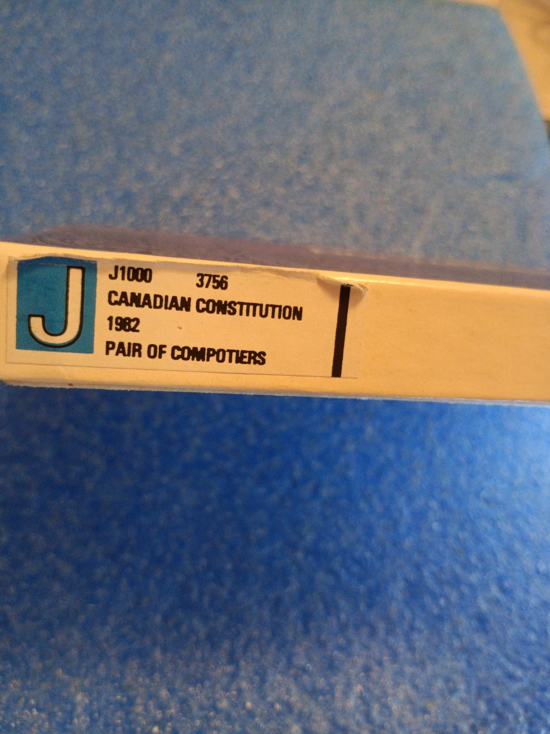Wedgwood Canadian Constitution 1982 Pair of Compotiers - photo 4