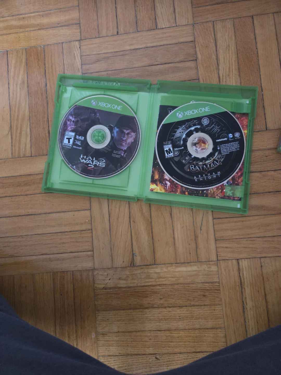 Xbox One Console with 3 Controllers and 5 Games - photo 2