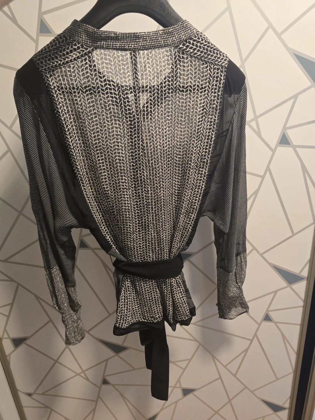 REISS Black & White Print Blouse - Size UK10/ US6 - photo 5