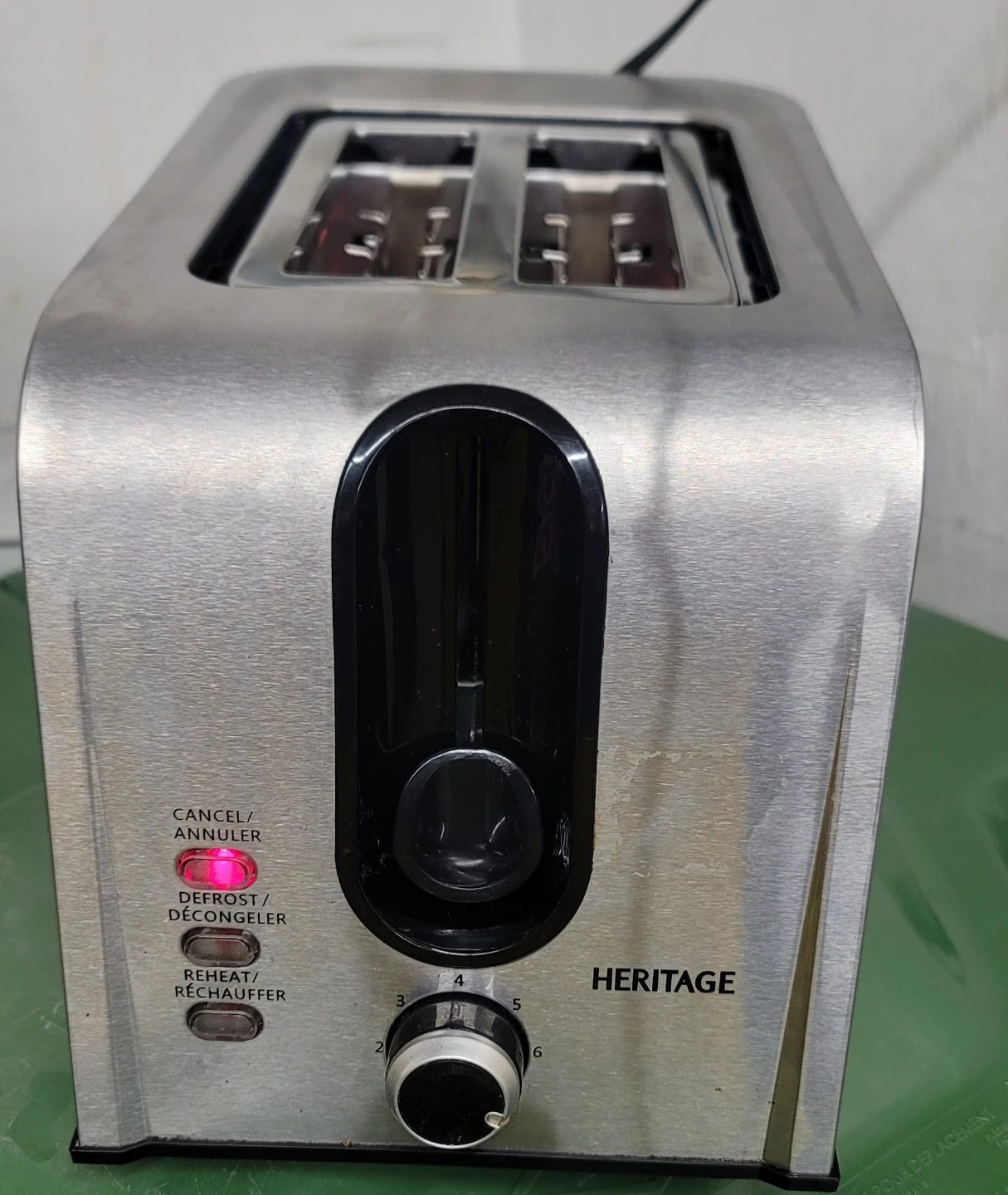 Heritage 2-Slice Stainless Steel Toaster