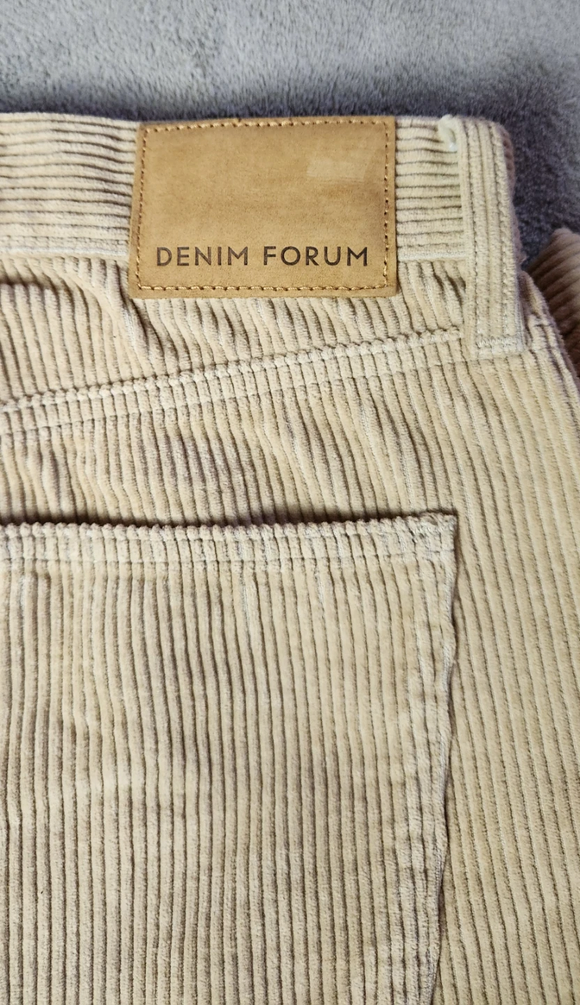 Aritzia Denim Forum Yoko Corduroy Pants - photo 4