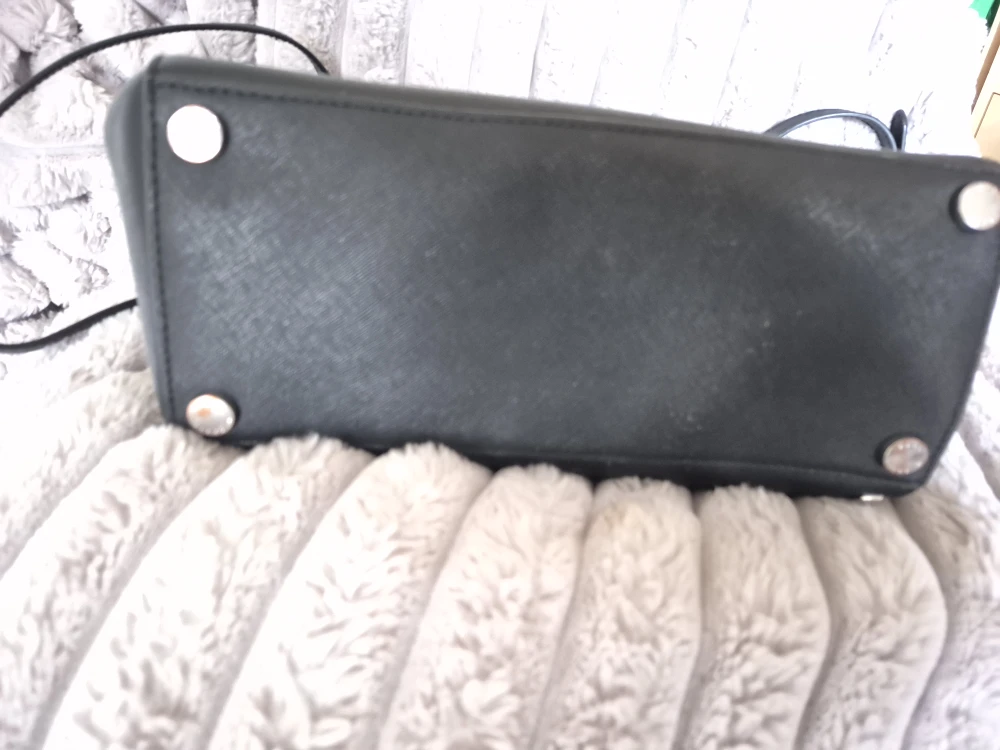 Michael Kors Black Studded Selma Bag - photo 4