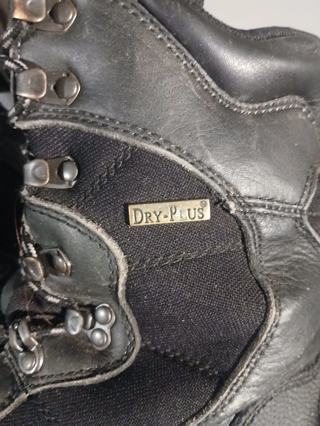 Cabela's DRY-PLUS Waterproof Hiking Boots Woman's 8D - photo 4