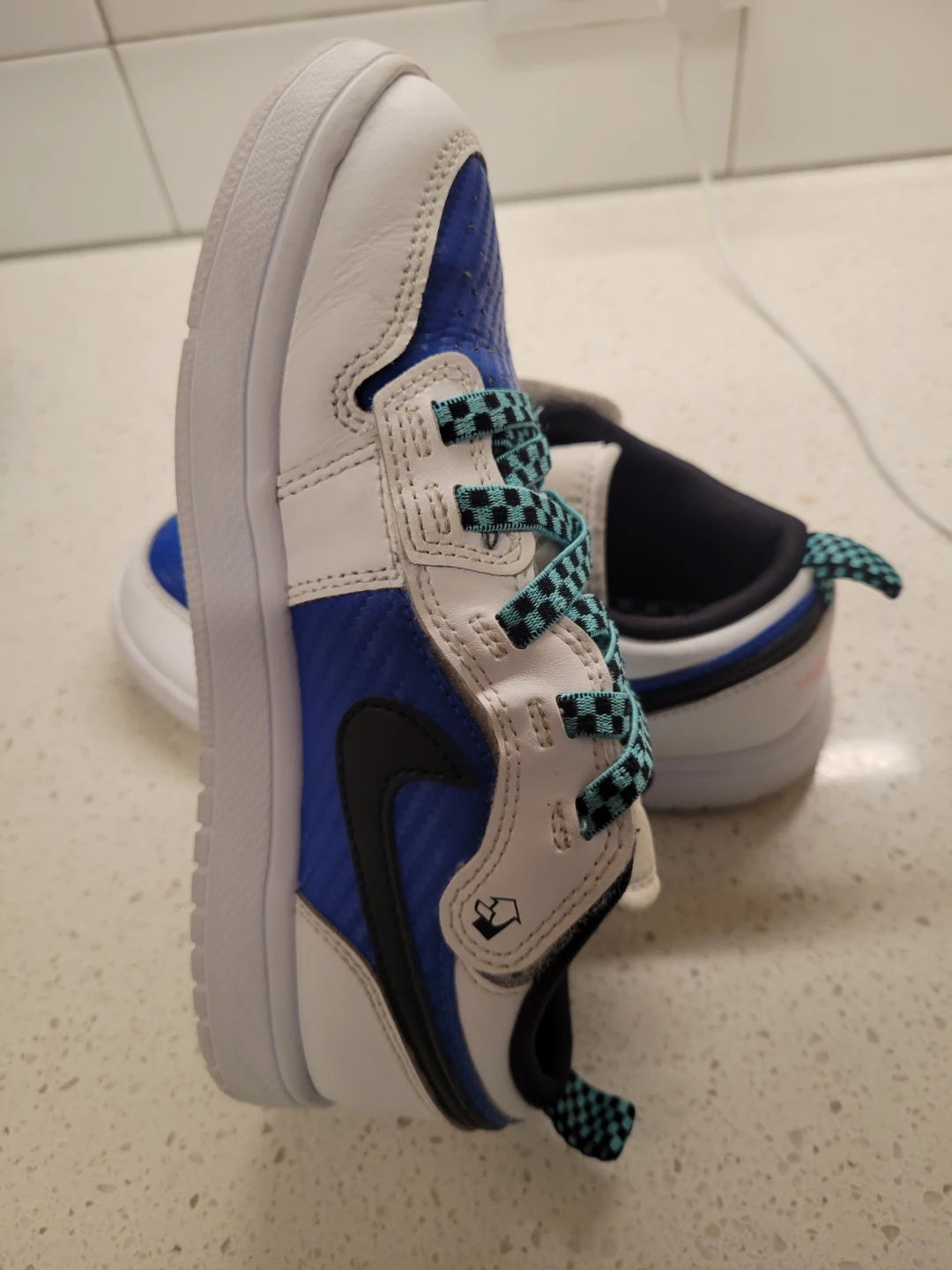 Nike Air Jordan 1 Low SE Shoesteni b - photo 2