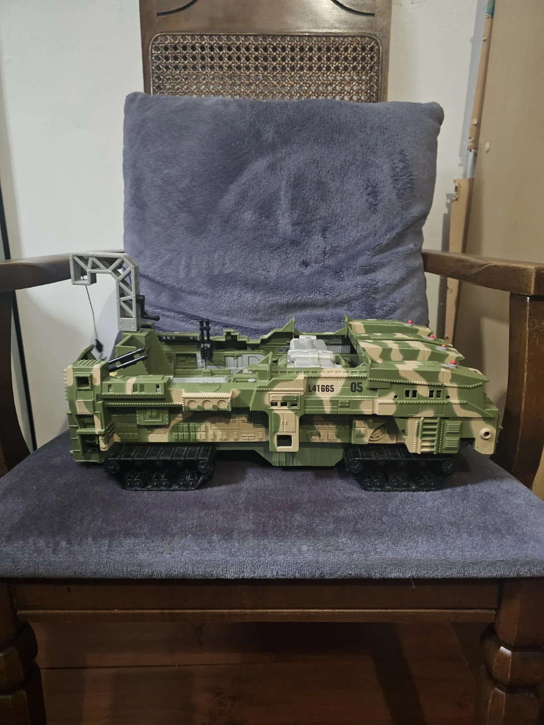 1998 Matchbox Mission Bravo Armoured Cruiser Toy - photo 3
