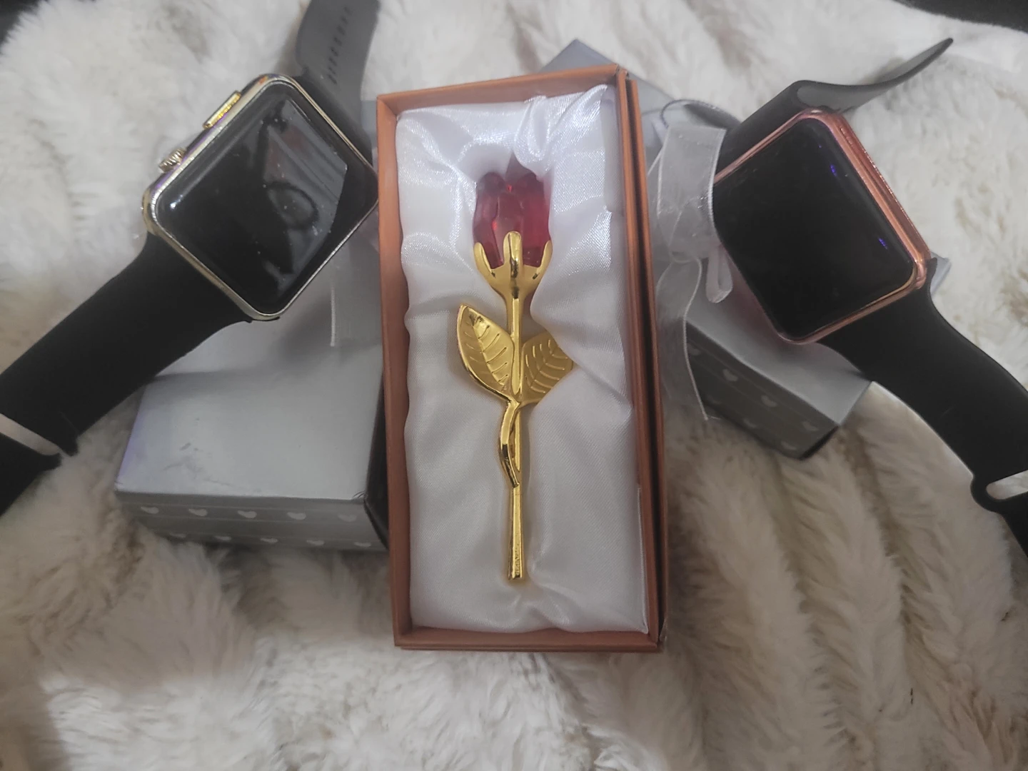 Gold Rose in Gift Box