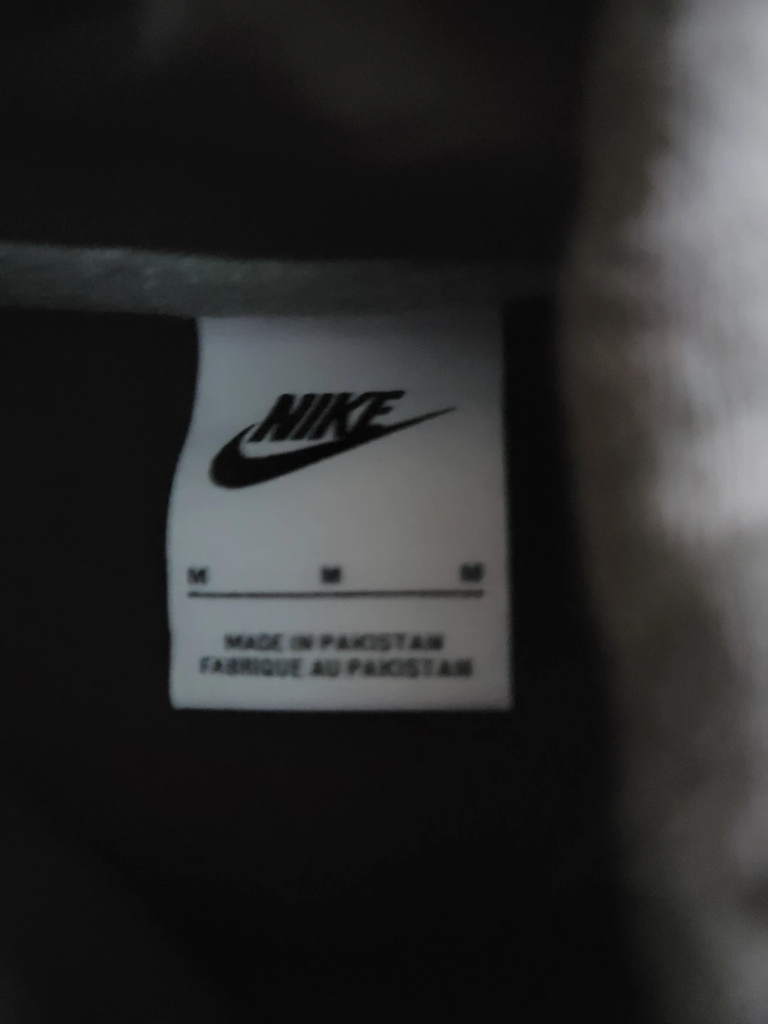 Nike Pullover Hoodie - Size M - photo 2