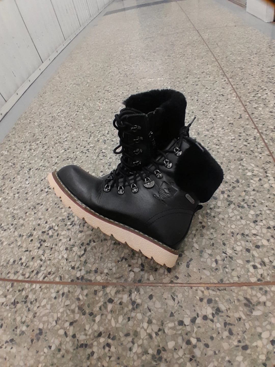 Royal Canadian Winter Boots Women's Size 7