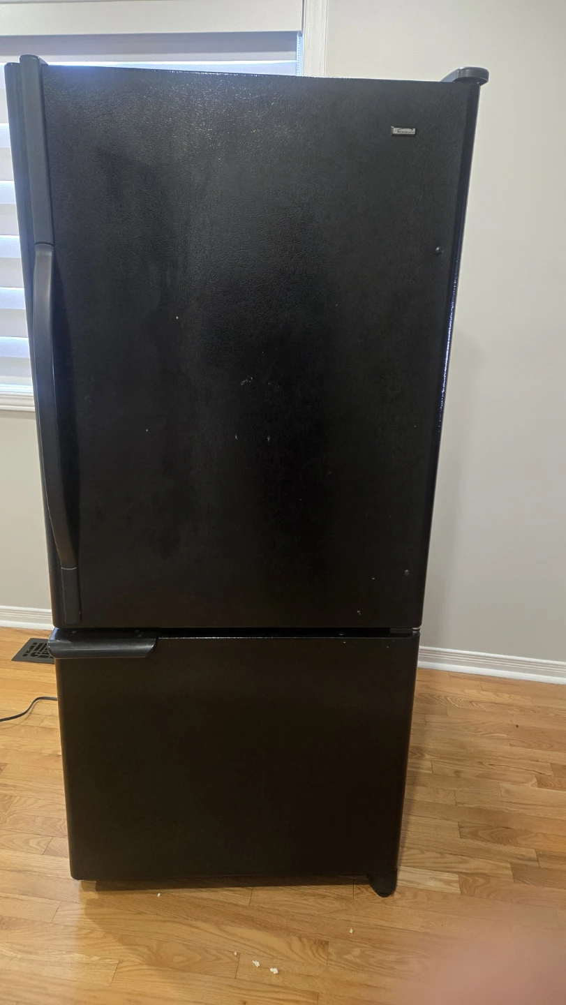 Kenmore Black Refrigerator - photo 2