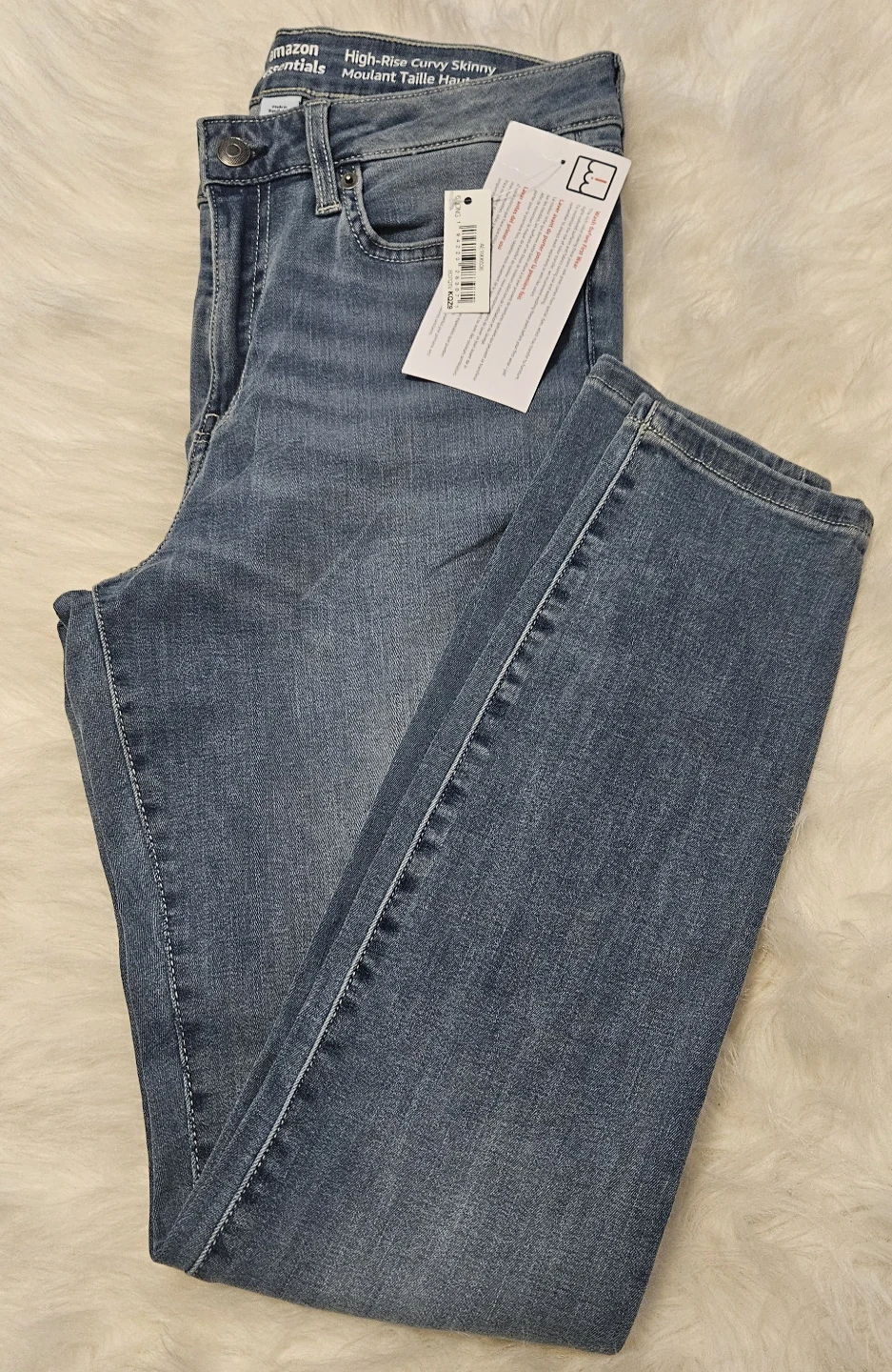Amazon Essentials High-Rise Curvy Skinny Jeans - photo 4