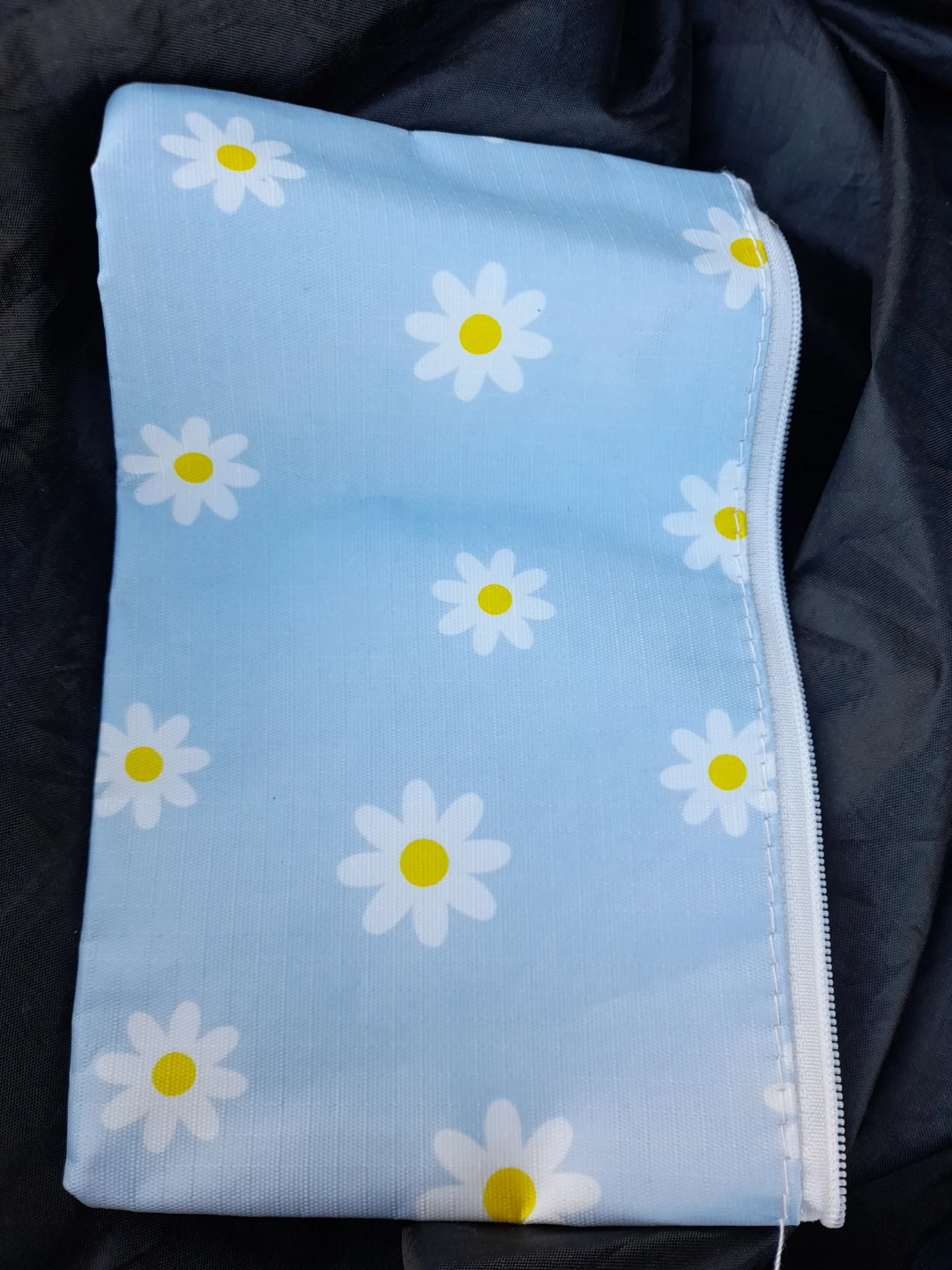 Light Blue Daisy Print Pouch