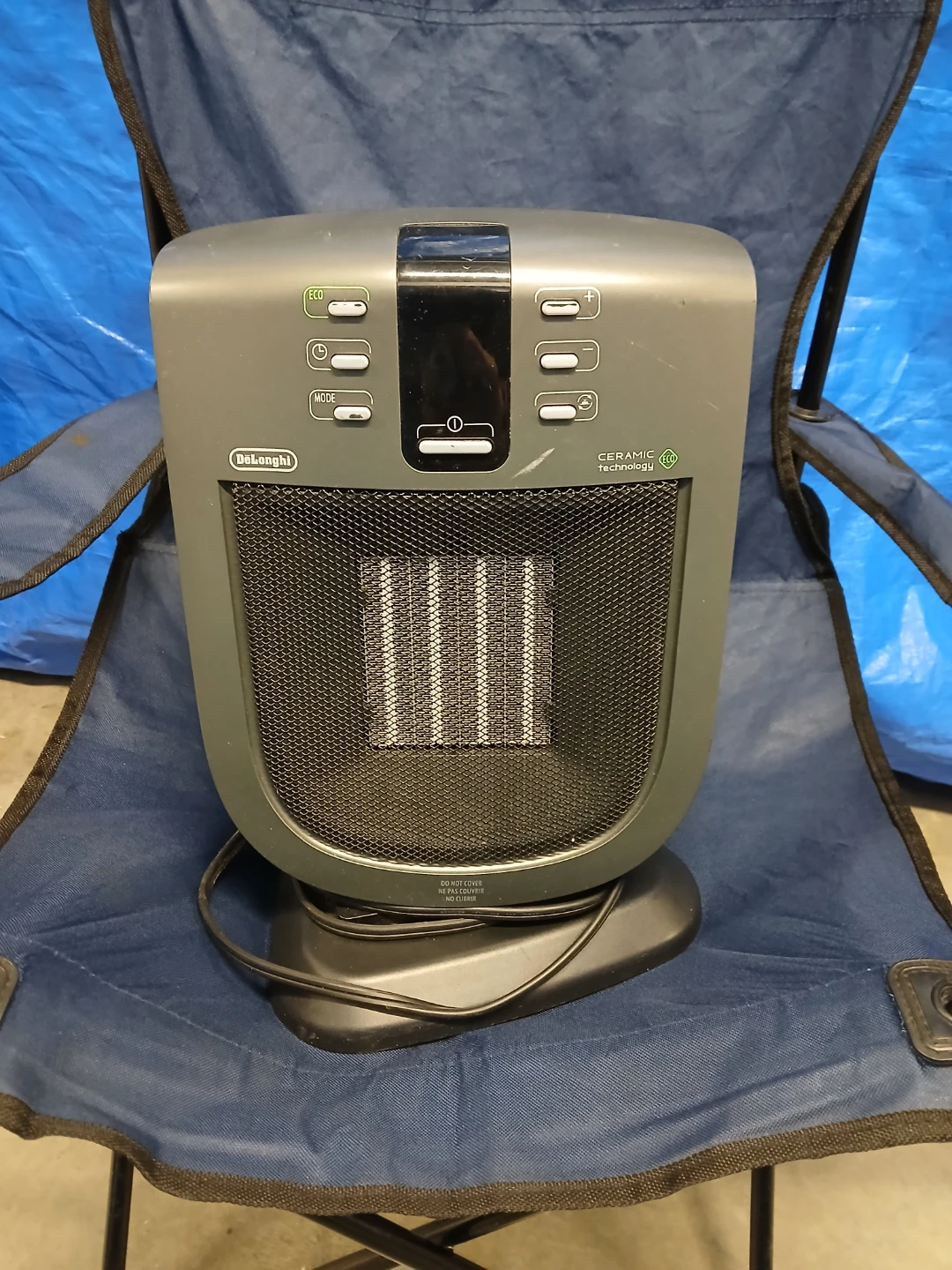 DeLonghi Ceramic Personal Oscillating Heater