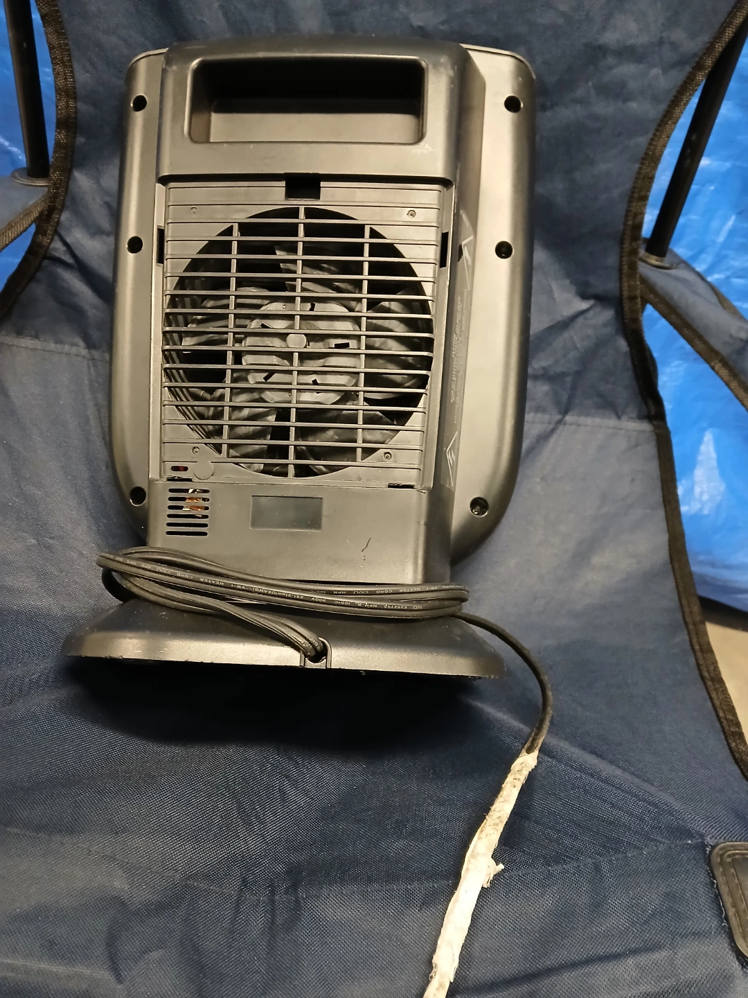 DeLonghi Ceramic Personal Oscillating Heater - photo 3