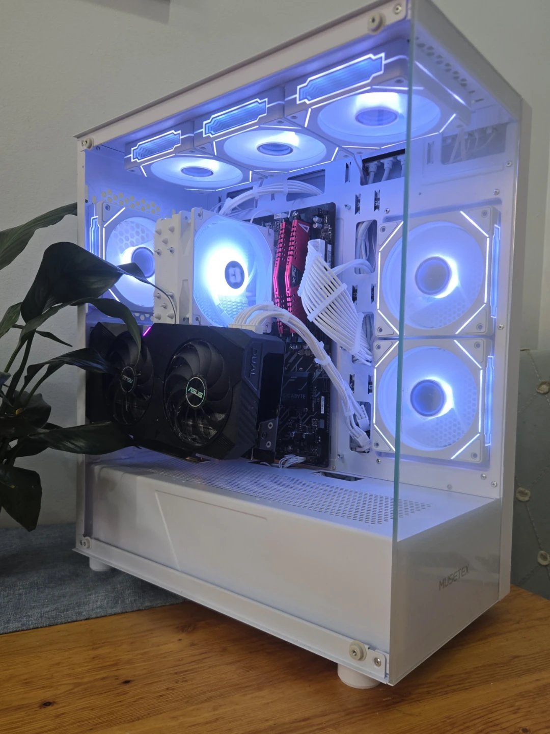 White Gaming PC | rtx 3070 512gb ssd