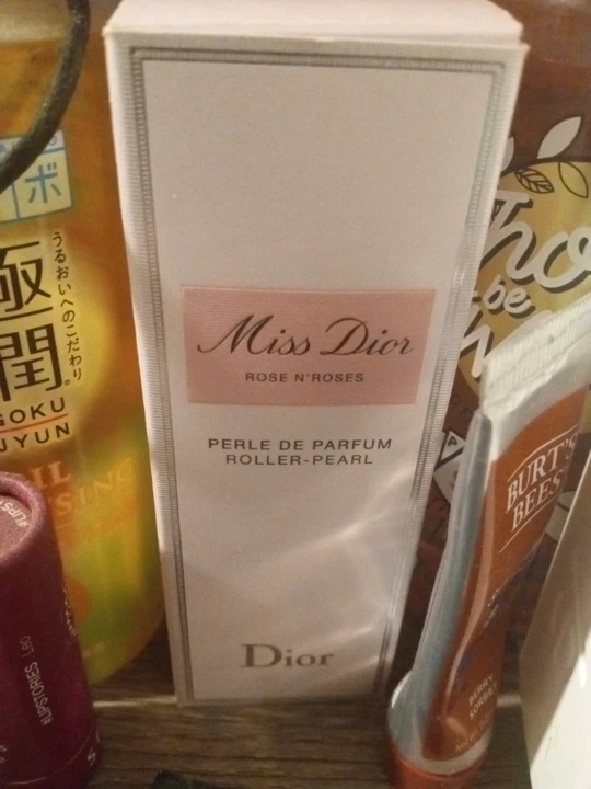 Miss Dior Rose n' Roses Roller-Pearl Perfume