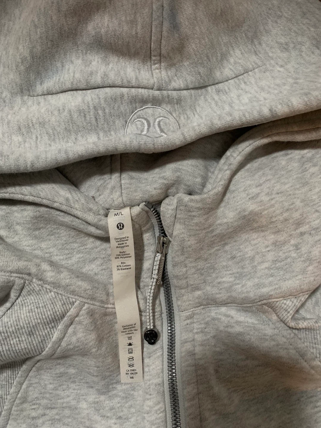 Lululemon Grey Half-Zip Hoodie - photo 2