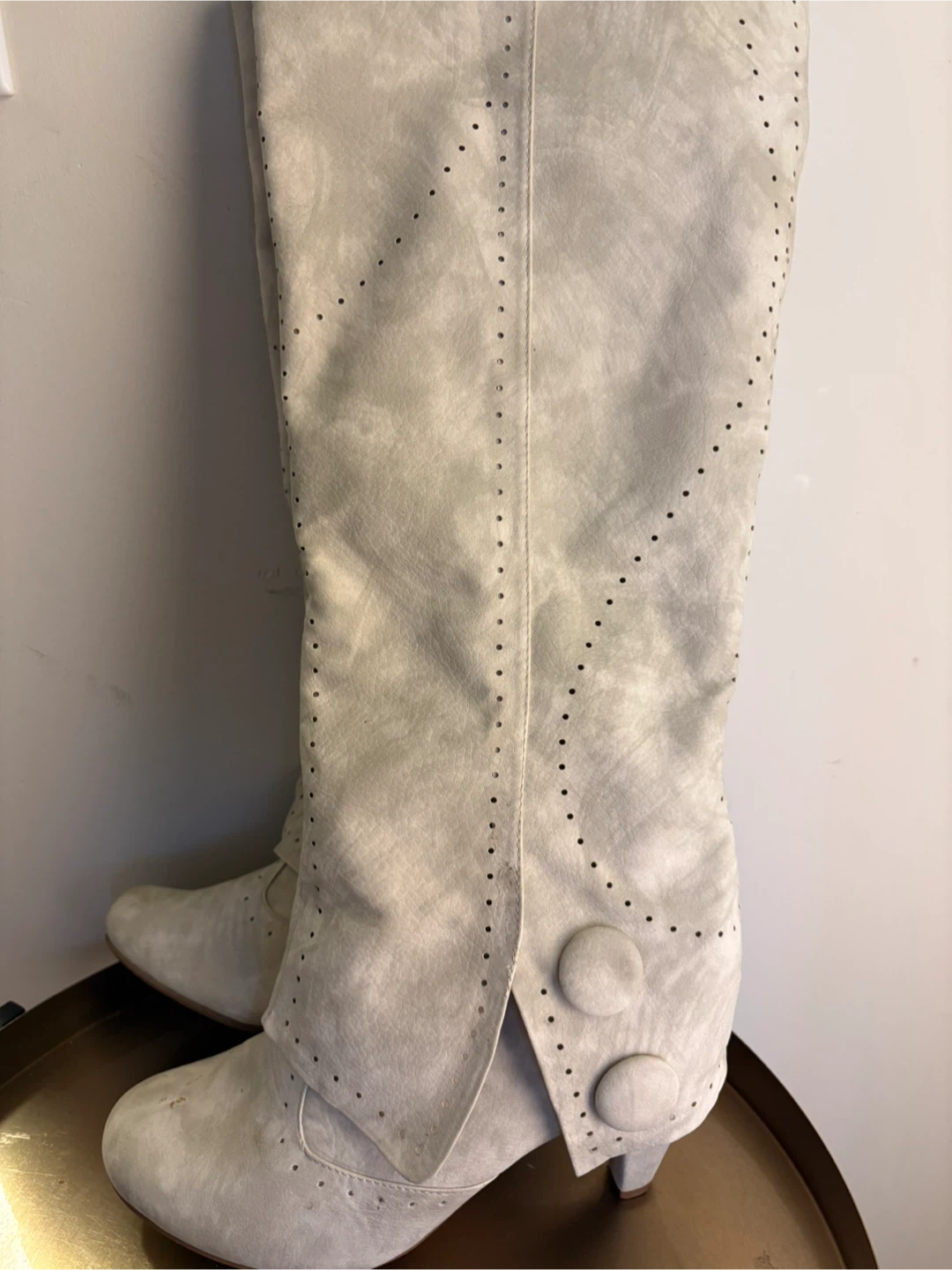 Not Rated Women's Size 10 Suede Boots