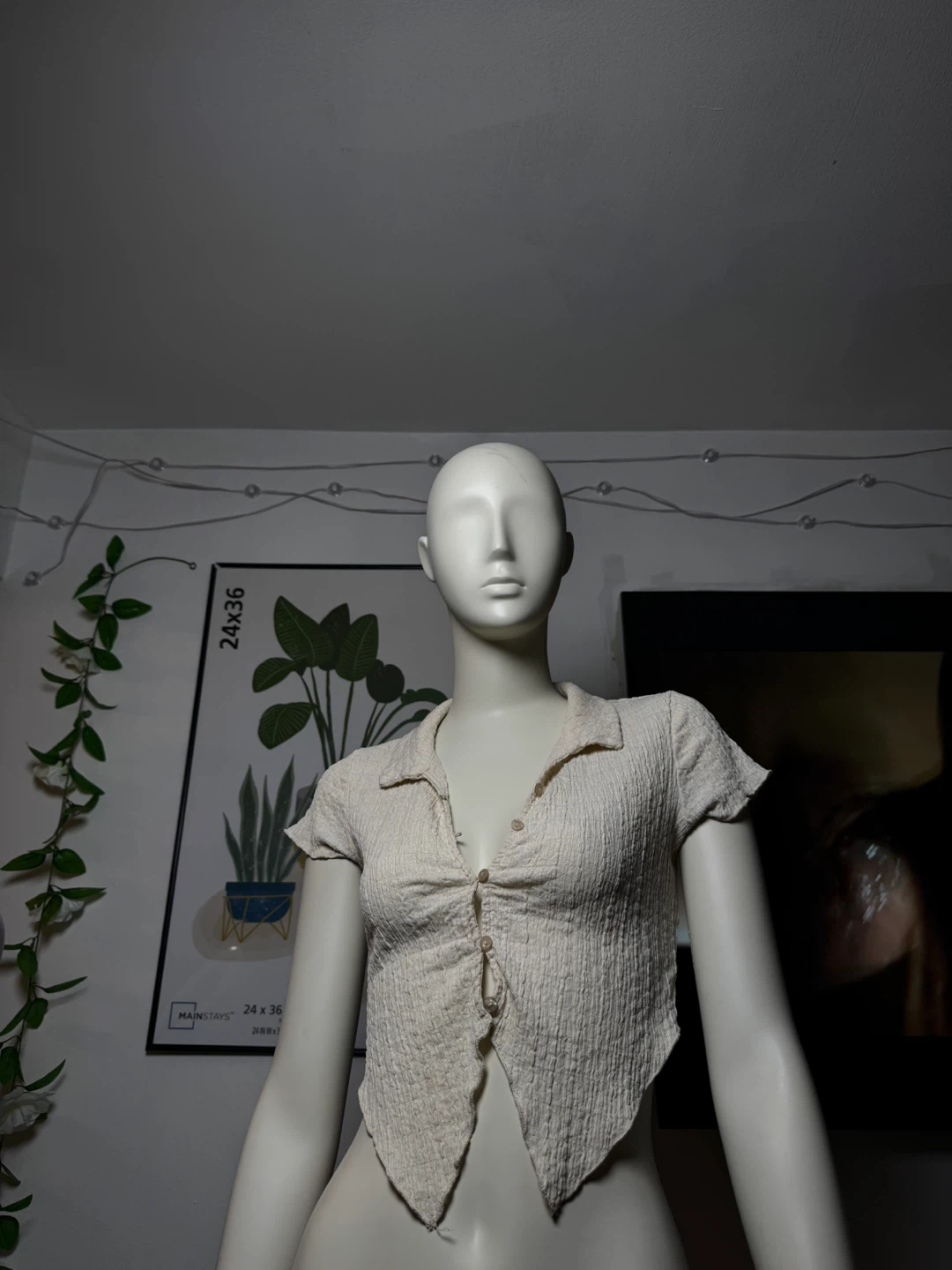 Cream Textured Collared Button-Up Crop Top - photo 3