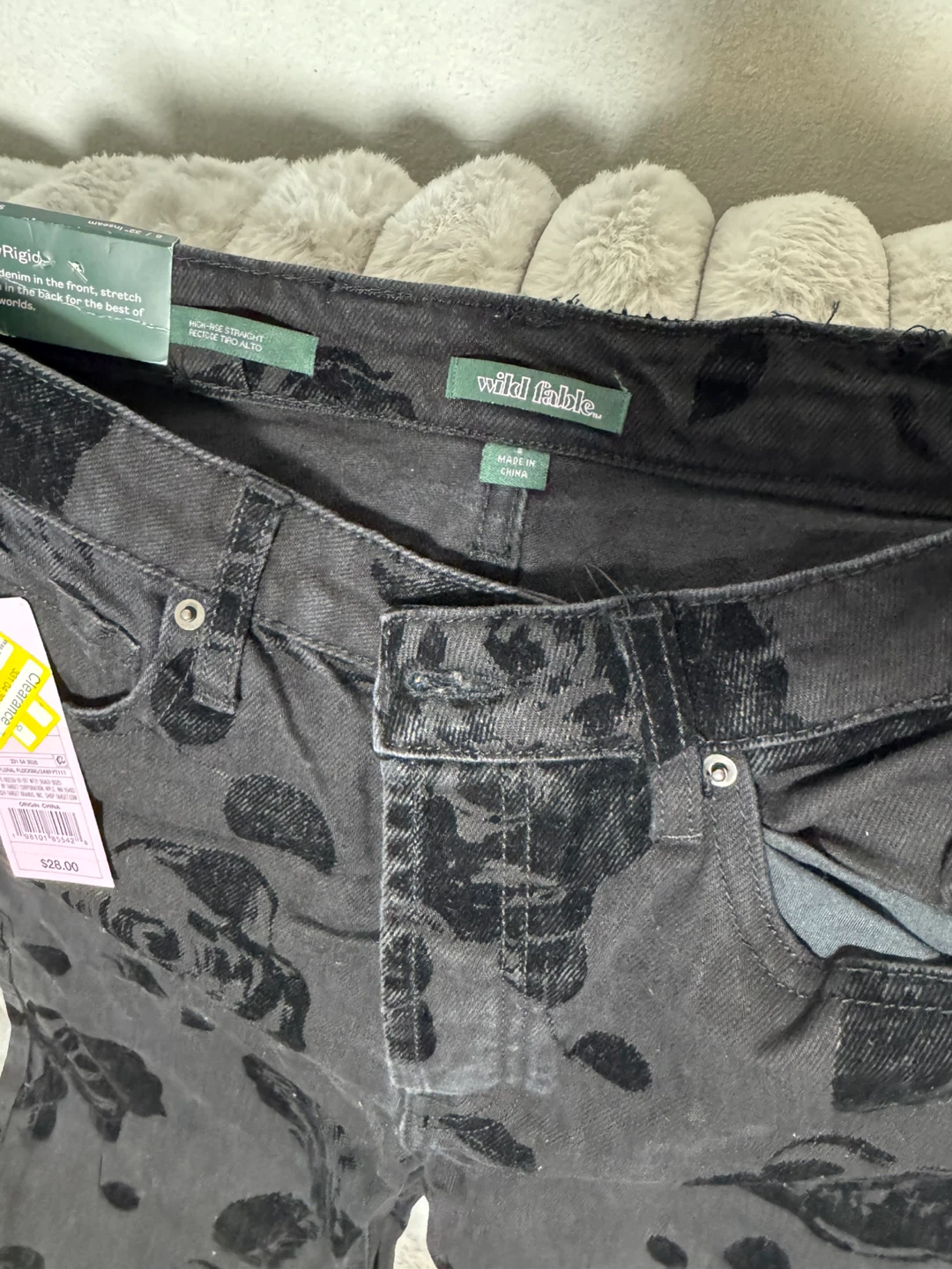 Wild Fable High-Rise Straight Black Floral Jeans Size 8/32 - photo 2